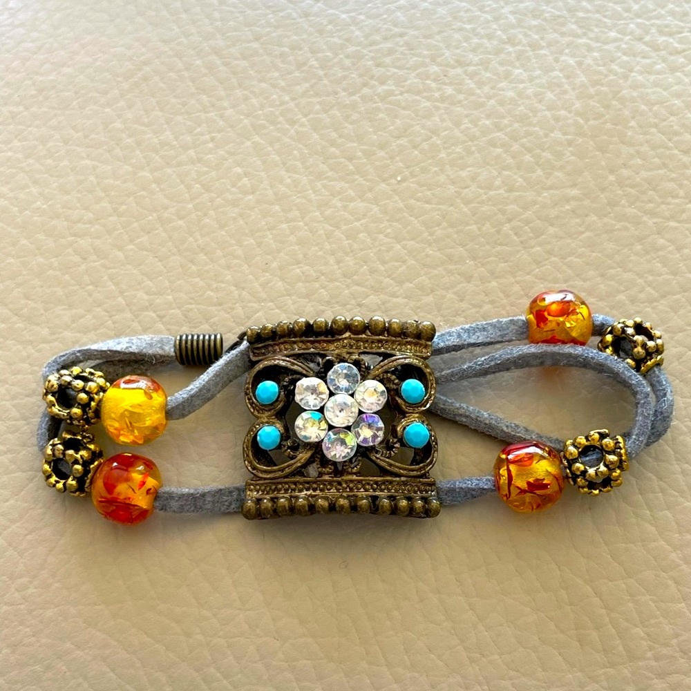 Antique Rhinestone Bracelet - Picture 2 of 7